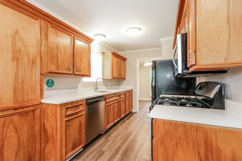 2,125/Mo, 25226 Tuckahoe Ln Spring, TX 77373 Kitchen View 2
