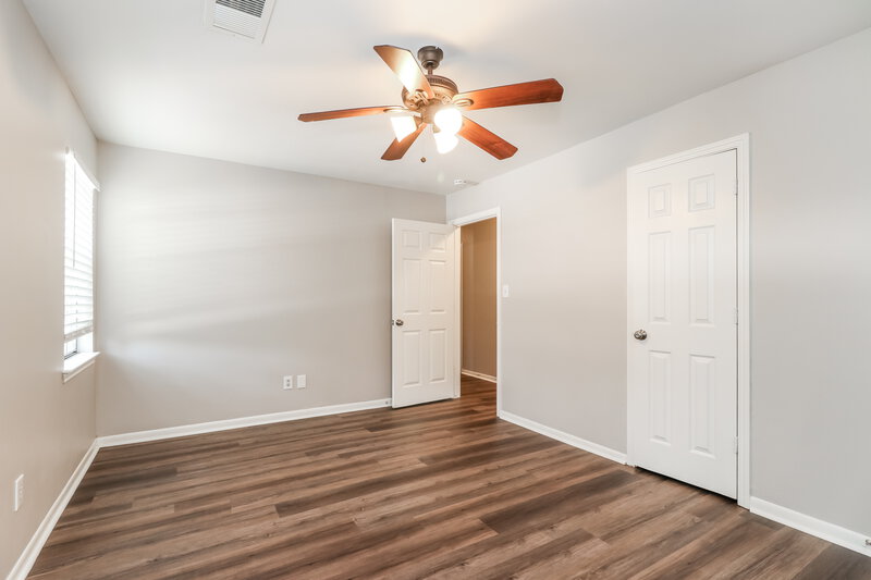 2,125/Mo, 25226 Tuckahoe Ln Spring, TX 77373 Bedroom View