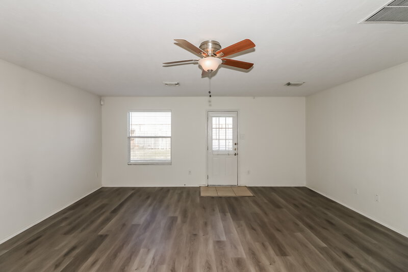 2,195/Mo, 3826 Rowlock Vine Dr Houston, TX 77084 Living Room View