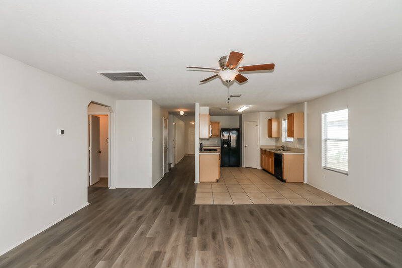 2,195/Mo, 3826 Rowlock Vine Dr Houston, TX 77084 Living Room View 2