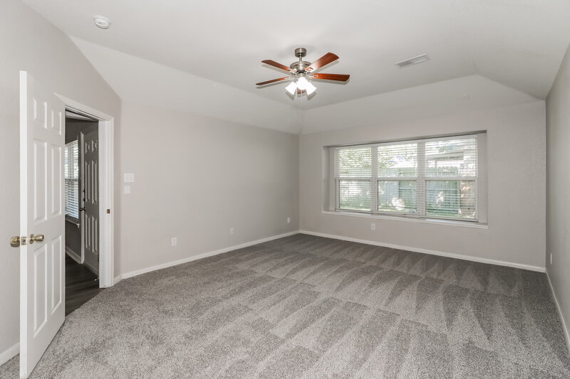 2,595/Mo, 2017 Sandy Bank Ln Pearland, TX 77581 Main Bedroom View