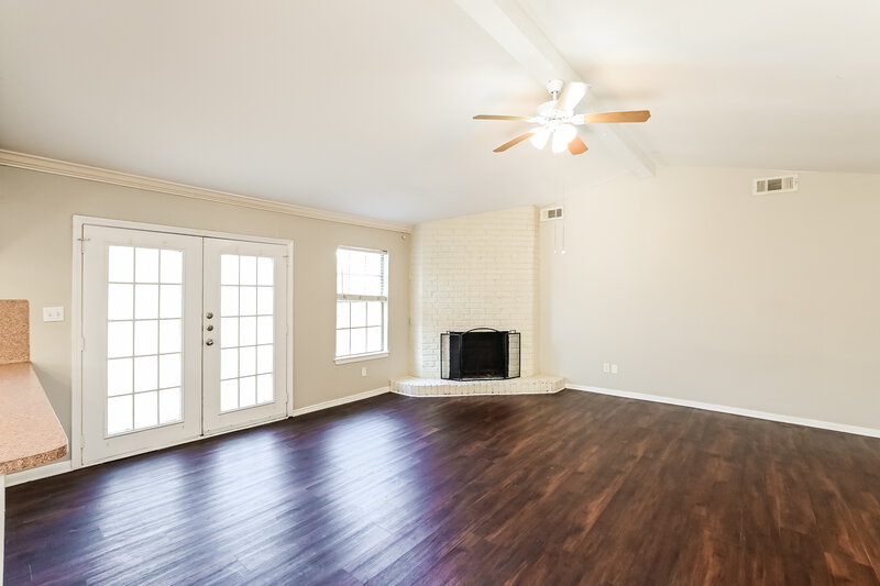 1,490/Mo, 2703 Wood River Dr Spring, TX 77373 Living Room View