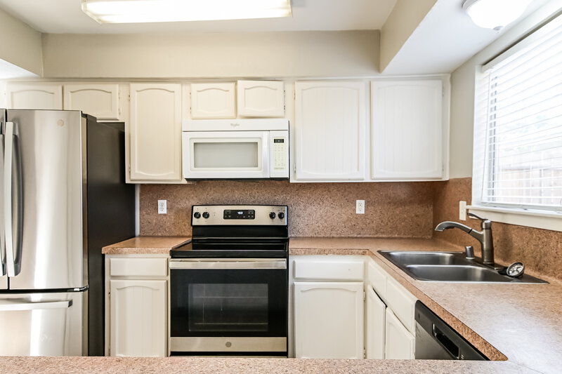 1,490/Mo, 2703 Wood River Dr Spring, TX 77373 Kitchen View 2