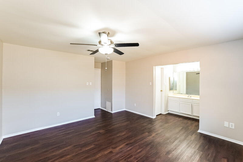 1,490/Mo, 2703 Wood River Dr Spring, TX 77373 Main Bedroom View 2