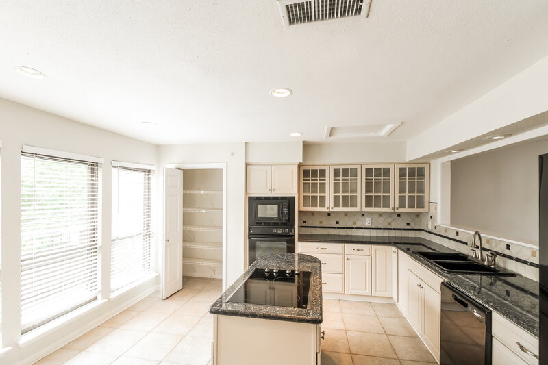 0/Mo, 18222 Bal Harbour Dr Houston, TX 77058 Misc View 2