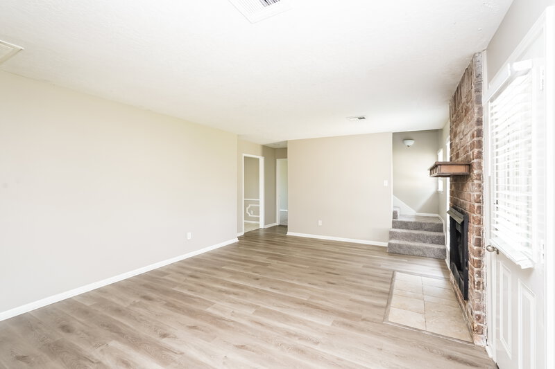 1,990/Mo, 14031 Crosshaven Dr Houston, TX 77015 Living Room View