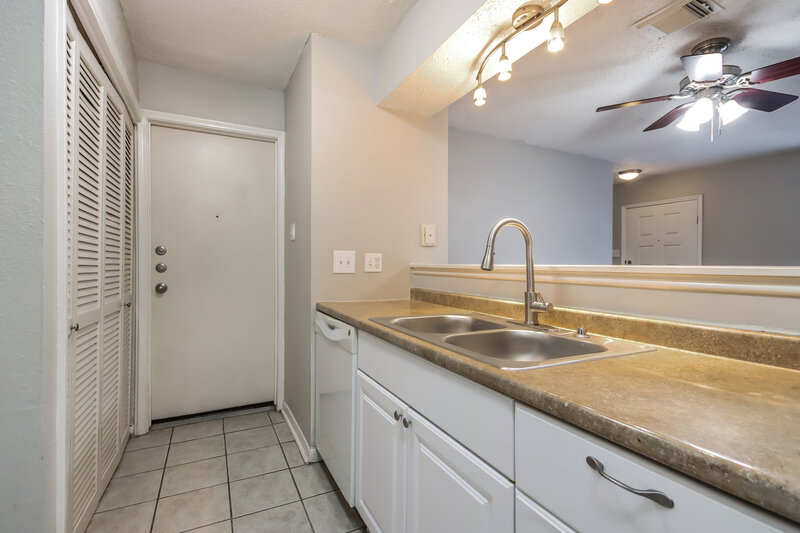 1,430/Mo, 18515 Denise Dale Ln Houston, TX 77084 Misc View 5