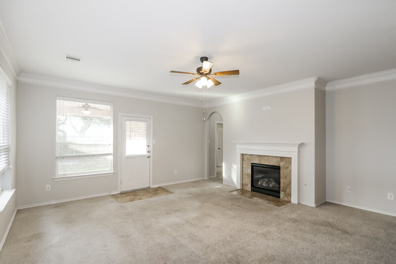 0/Mo, 24534 Sawgrass Meadow Ln Katy, TX 77494 Living Room View