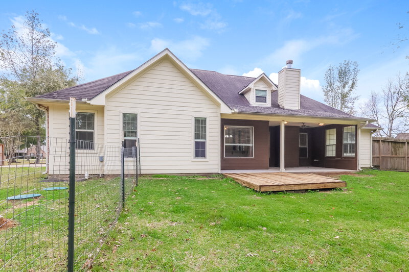 2,290/Mo, 16109 McQueen Rd Conroe, TX 77302 Rear View
