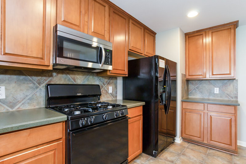 0/Mo, 9211 Filaree Ridge Ln Houston, TX 77089 Kitchen View 2