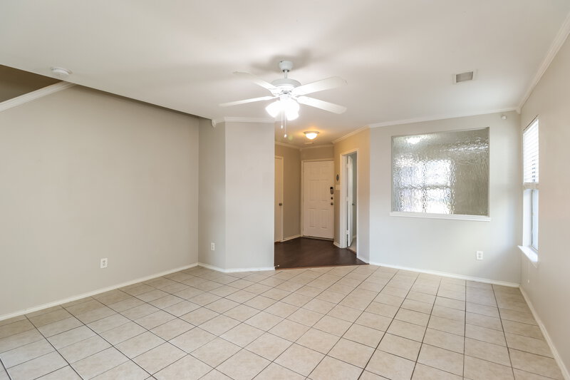 2,045/Mo, 29626 Evergreen Hills Dr Spring, TX 77386 Living Room View 3