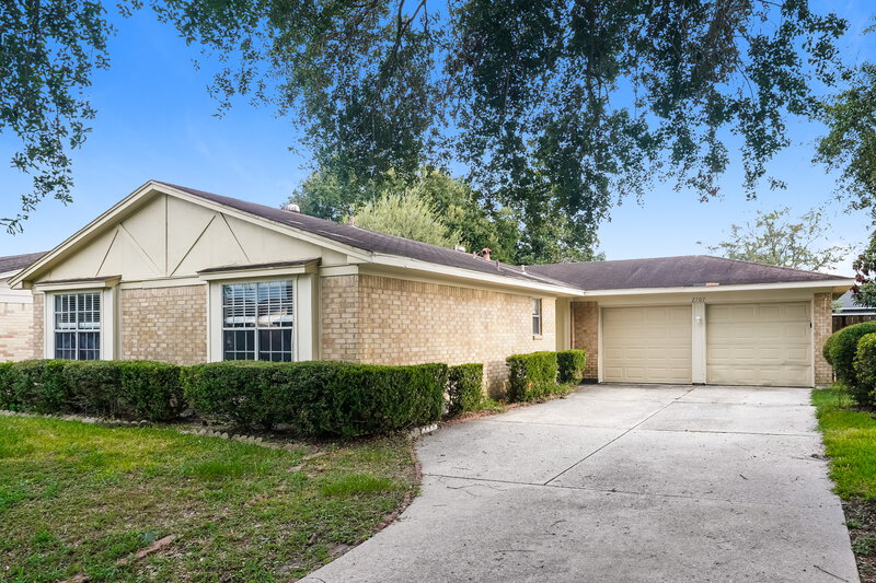 1,555/Mo, 2707 Skelton Dr Houston, TX 77067 Front View
