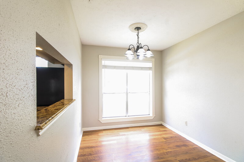 1,610/Mo, 7851 Gatehouse Dr Houston, TX 77040 Dining Room View 2