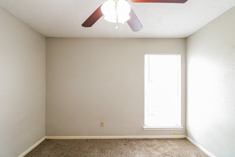 1,610/Mo, 7851 Gatehouse Dr Houston, TX 77040 Bedroom View