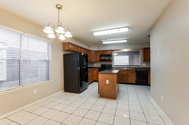 1,835/Mo, 10326 Timberloch Dr Houston, TX 77070 Breakfast Nook View