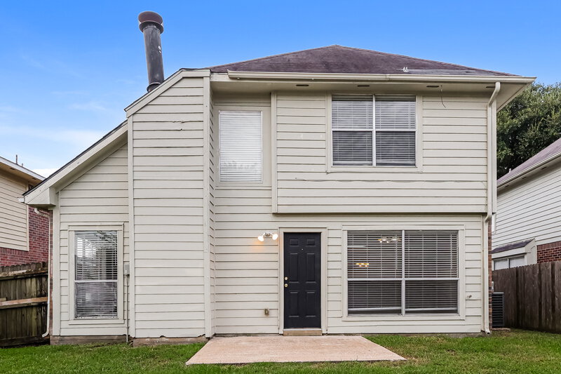 1,965/Mo, 10326 Timberloch Dr Houston, TX 77070 Rear View