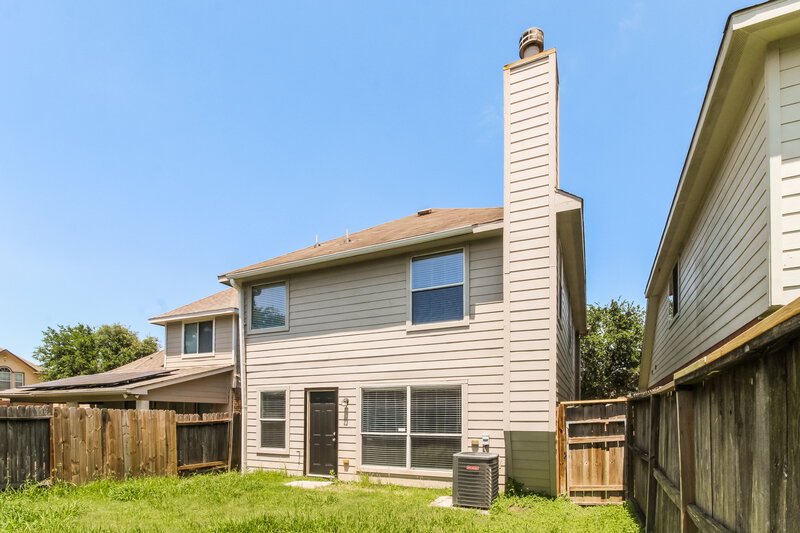 2,145/Mo, 10514 Southway Bend Ln Houston, TX 77034 Rear View 2