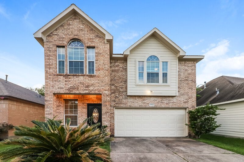 2,100/Mo, 1954 Wood Shadows Dr Missouri City, TX 77489 External View