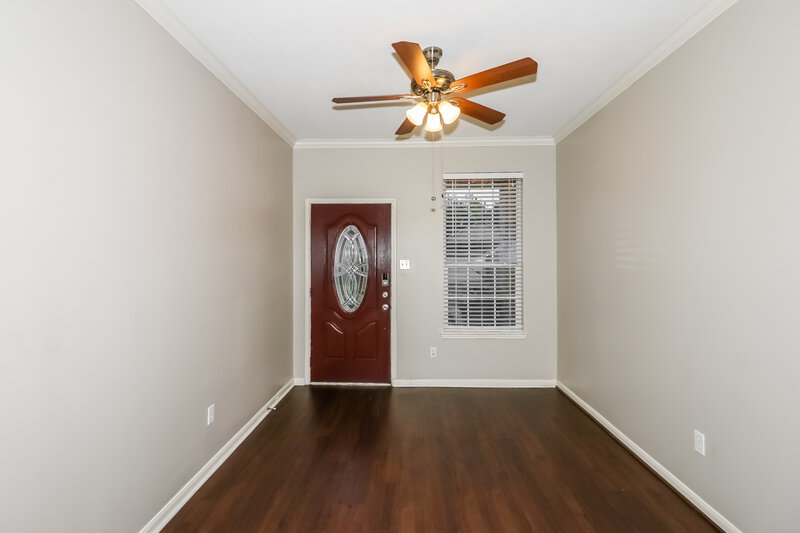 2,100/Mo, 1954 Wood Shadows Dr Missouri City, TX 77489 Living Room View