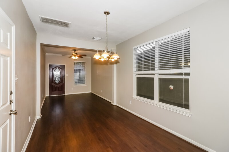 2,100/Mo, 1954 Wood Shadows Dr Missouri City, TX 77489 Dining Room View