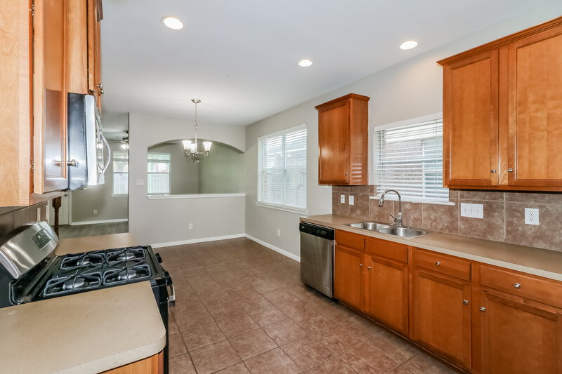 2,315/Mo, 6015 Starbrook Creek Dr Katy, TX 77494 Kitchen View