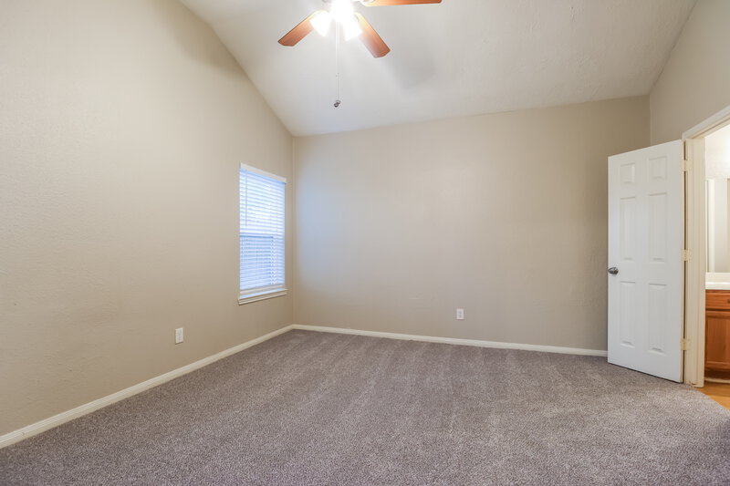 1,935/Mo, 7543 River Pines Dr Cypress, TX 77433 Main Bedroom View