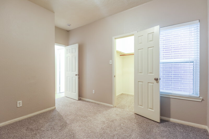 1,935/Mo, 7543 River Pines Dr Cypress, TX 77433 Bedroom View