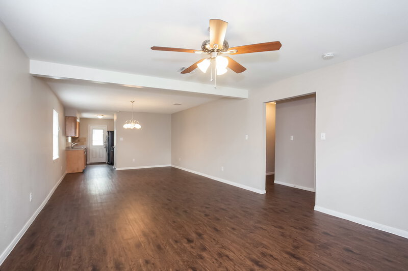 2,070/Mo, 1817 Wren Dr League City, TX 77573 Misc View