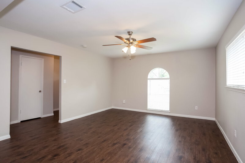 2,070/Mo, 1817 Wren Dr League City, TX 77573 Misc View 2