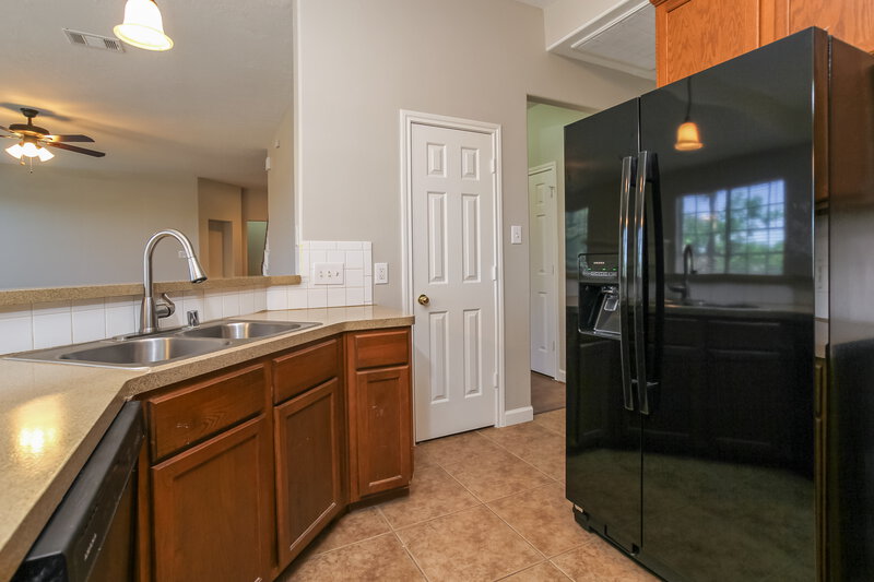 2,805/Mo, 5243 Mountain Forest Dr Katy, TX 77449 Kitchen View 2