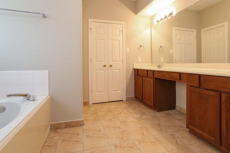 2,805/Mo, 5243 Mountain Forest Dr Katy, TX 77449 Master Bathroom View