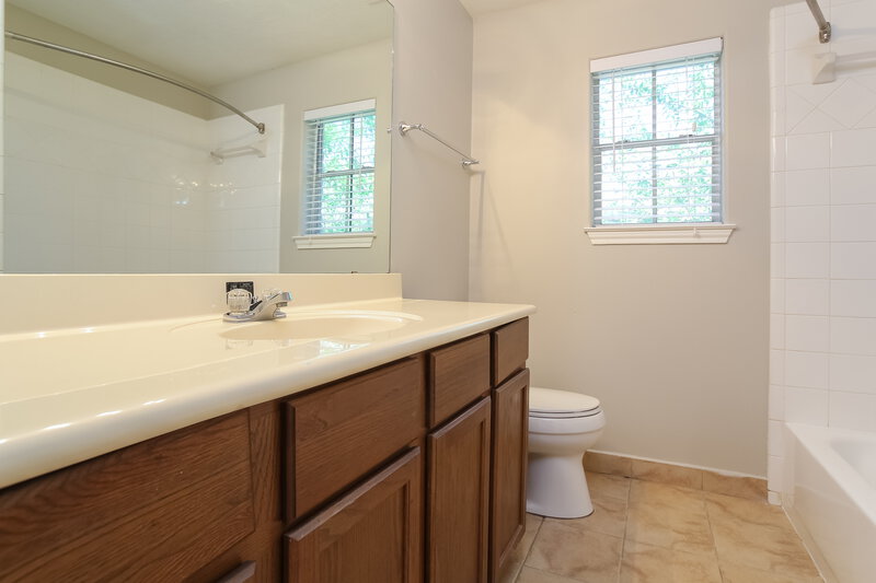 2,805/Mo, 5243 Mountain Forest Dr Katy, TX 77449 Bathroom View