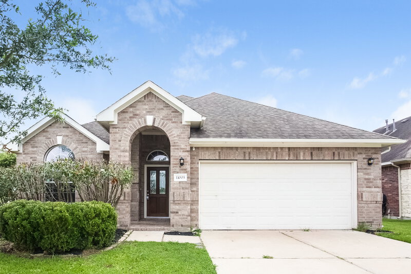 2,130/Mo, 11003 Oasis View Ln Houston, TX 77034 External View