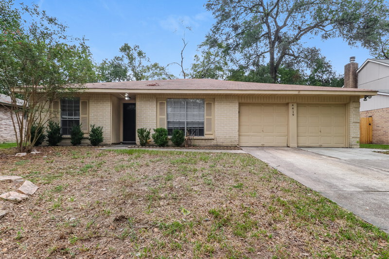 3 Bedroom House – 4419 Burkegate Dr, Spring, TX 77373