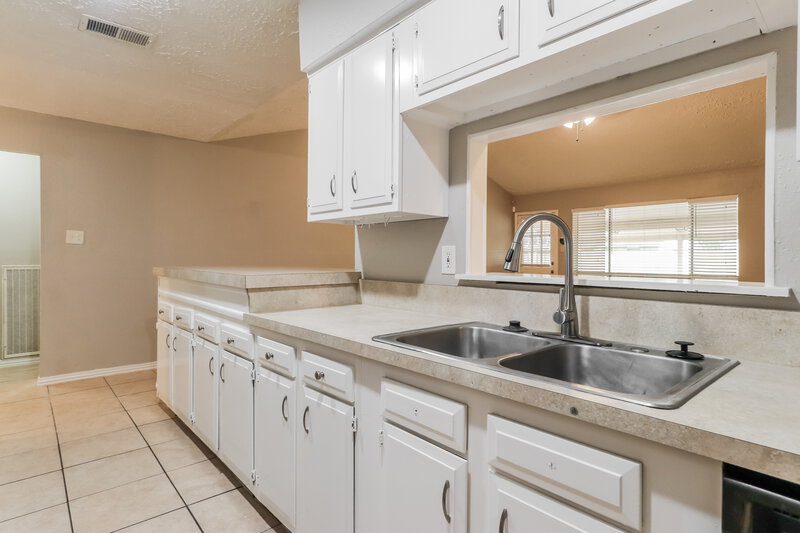 1,780/Mo, 4419 Burkegate Dr Spring, TX 77373 Kitchen View