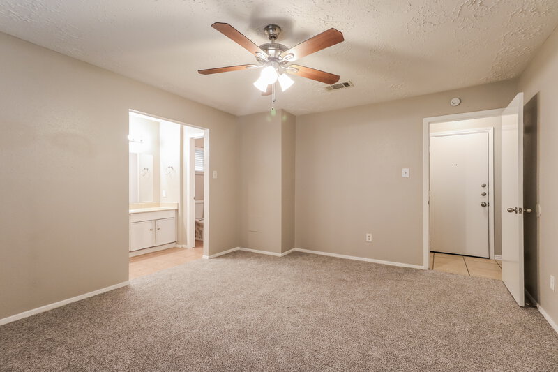 1,780/Mo, 4419 Burkegate Dr Spring, TX 77373 Main Bedroom View 2