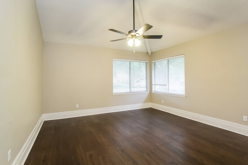 2,045/Mo, 16822 Spruce Run Dr Spring, TX 77379 Living Room View