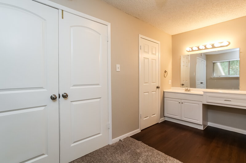 2,045/Mo, 16822 Spruce Run Dr Spring, TX 77379 Master Bathroom View 3