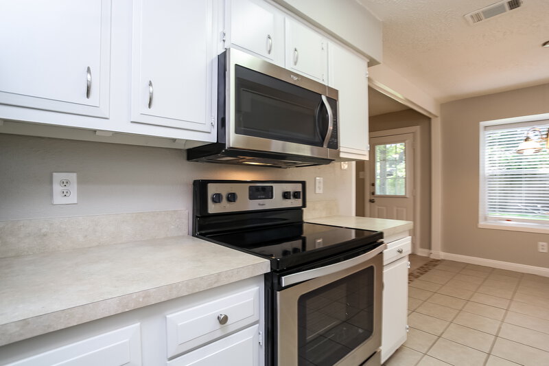 1,805/Mo, 23527 Newgate Dr Spring, TX 77373 Kitchen View 3
