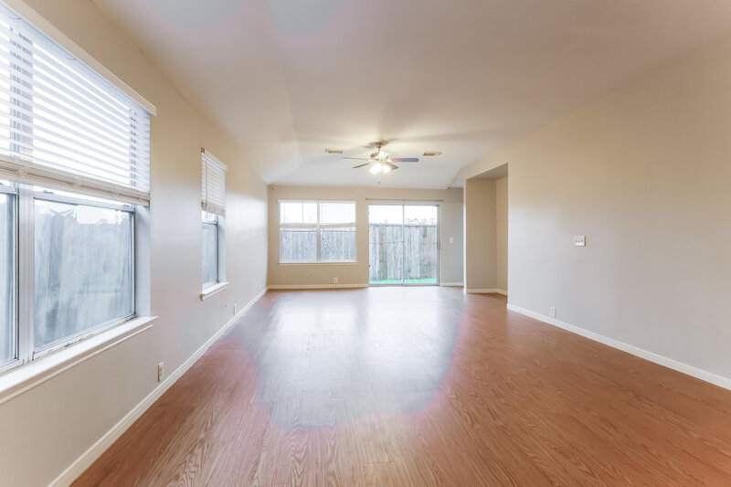 1,685/Mo, 614 Cypresswood Trce Spring, TX 77373 Dining Room View