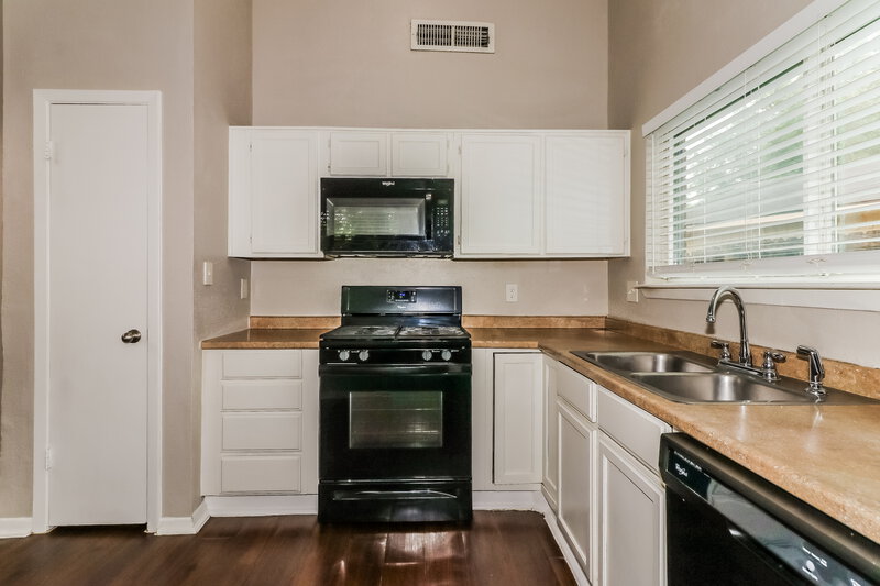 2,010/Mo, 3002 Sherborne St Pearland, TX 77584 Misc View 7