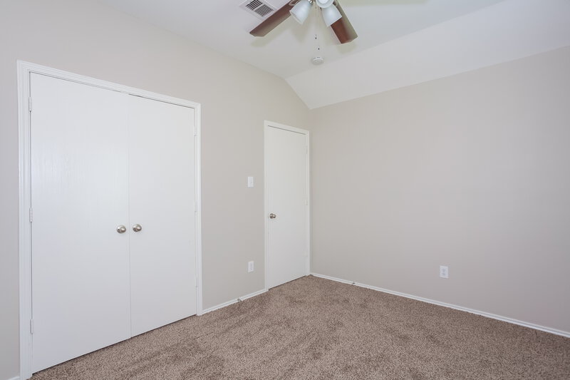 1,975/Mo, 12719 Rio Brazos St Rosharon, TX 77583 Bedroom View 2