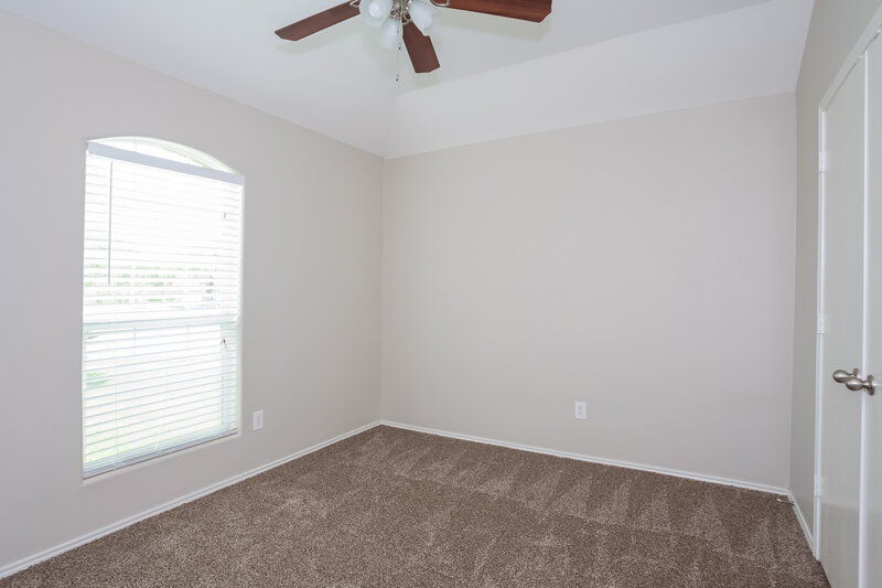 1,975/Mo, 12719 Rio Brazos St Rosharon, TX 77583 Bedroom View 3