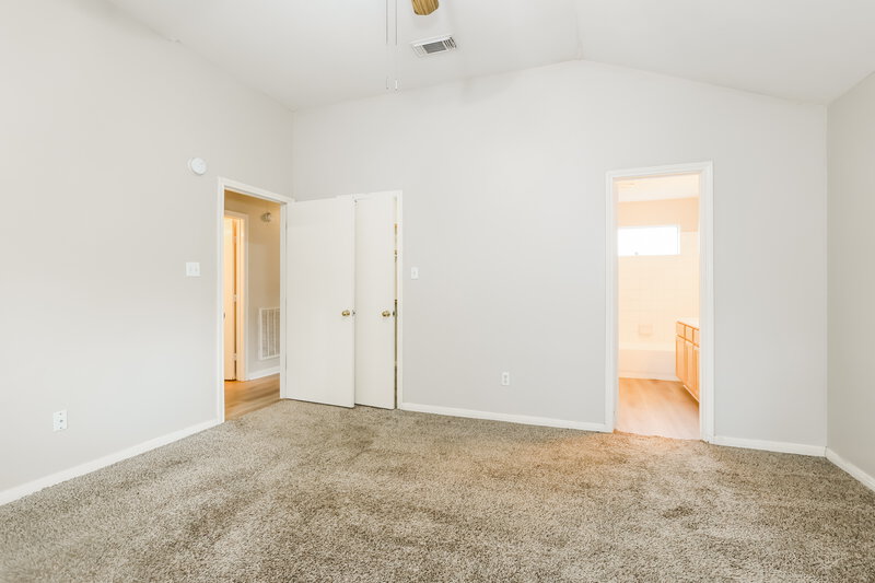 0/Mo, 8002 Scarlet Tanager Dr Humble, TX 77396 Main Bedroom View 2