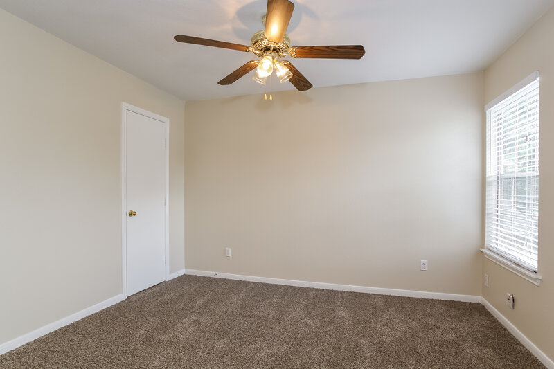 1,860/Mo, 8002 Scarlet Tanager Dr Humble, TX 77396 Bedroom View 3