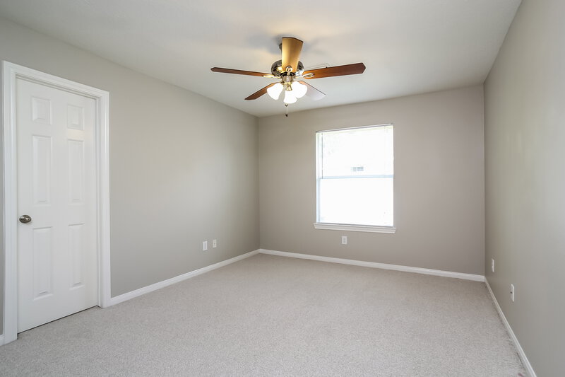 2,815/Mo, 20602 Carmine Oak Ct Humble, TX 77346 Master Bedroom View 2