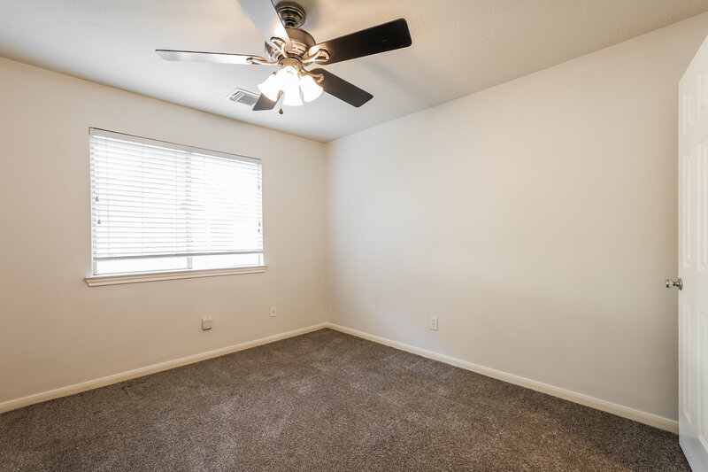 1,940/Mo, 20618 Water Point Trl Humble, TX 77346 Bedroom View 2