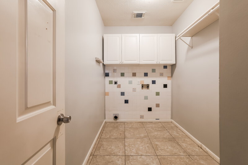 1,940/Mo, 20618 Water Point Trl Humble, TX 77346 Laundry Room View
