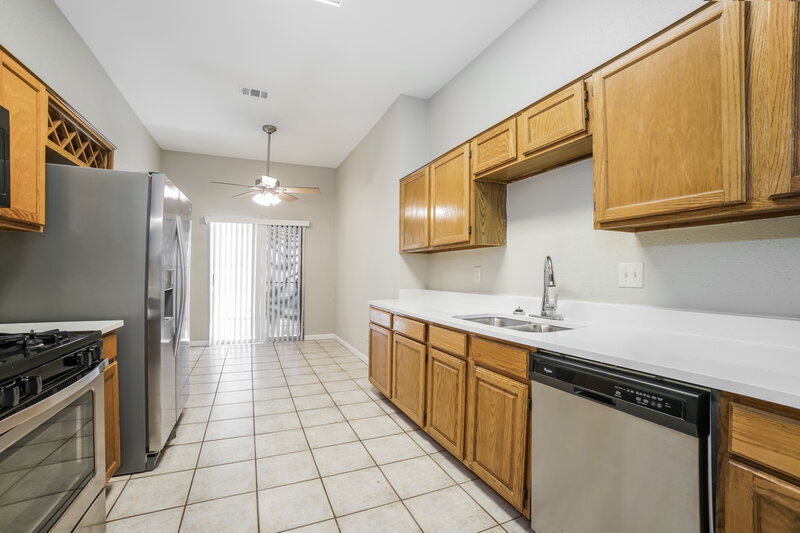 1,890/Mo, 17219 Harmony Hill Dr Spring, TX 77379 Kitchen View