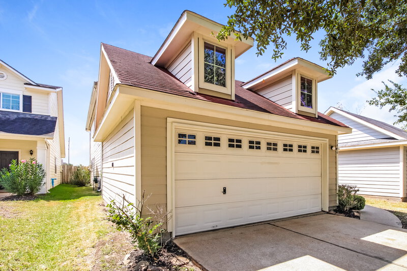 2,205/Mo, 7434 Rabbitt Rdg Missouri City, TX 77459 Front View